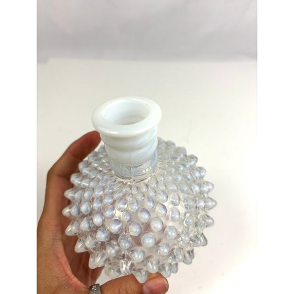 Vintage 1920s Fenton Hobnail Opalescent Glass Bud Vase – Collectible - Picture 9 of 16